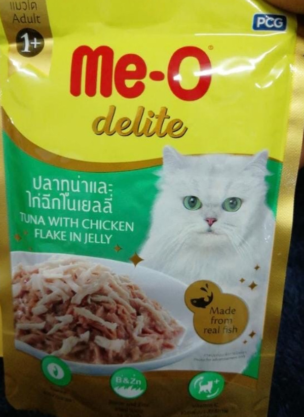 M e - o delite Pouch Tuna with Chicken Flake in Jelly. 70g